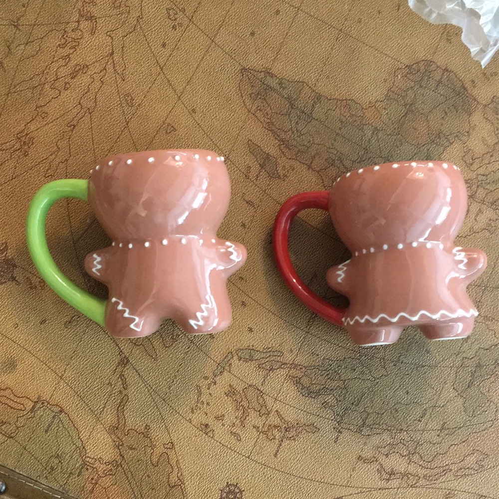 Gingerbread Man Mugs with Green and Red Handles (set of two ) NWOT - Picture 6 of 10